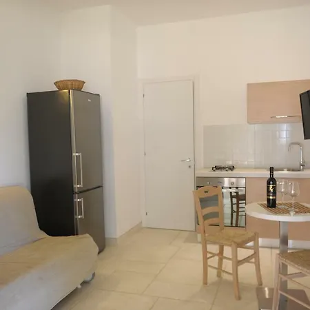 Alberto Apartment *